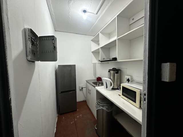 To Let Commercial Property for Rent in Maitland Western Cape